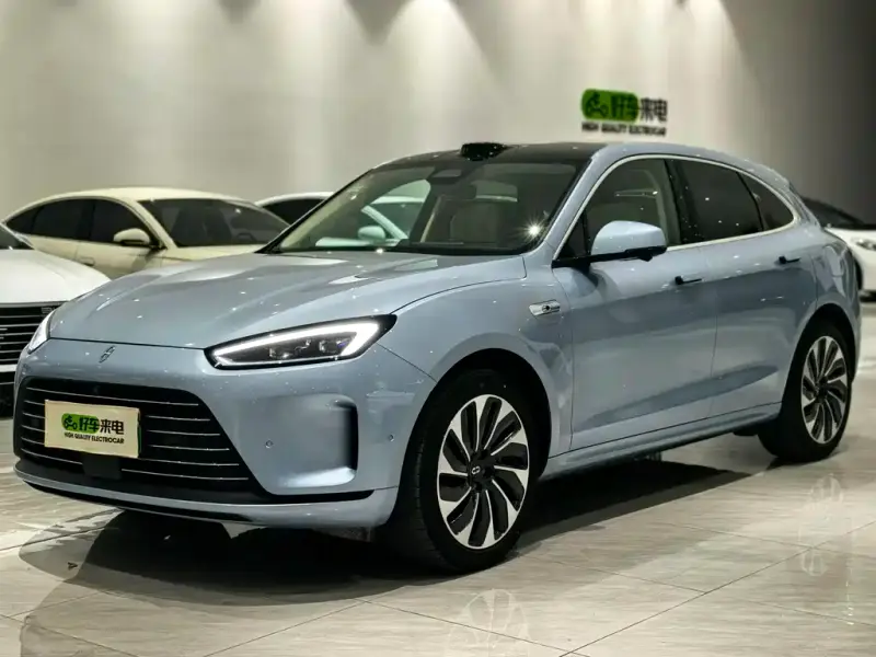 AITO M5