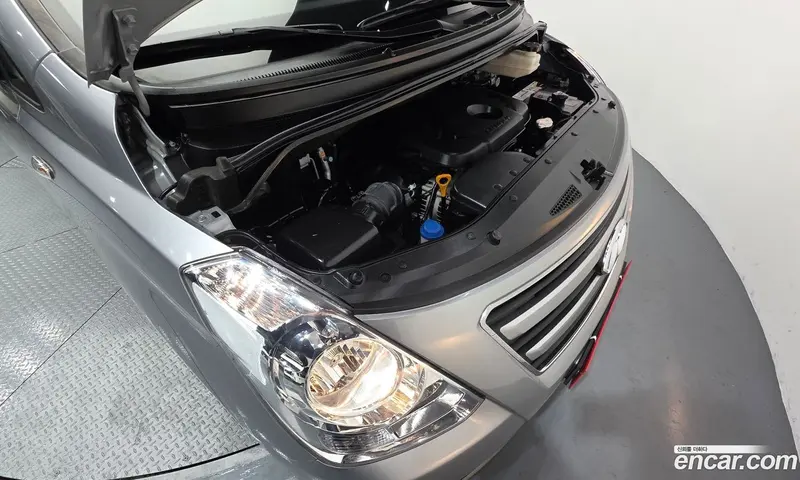 Hyundai H-1