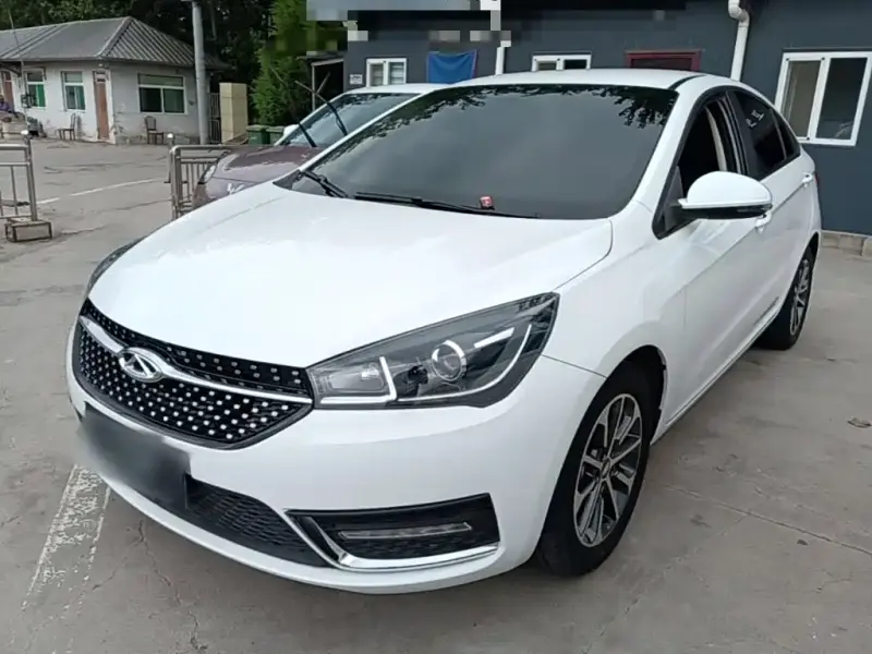 Chery Arrizo 5