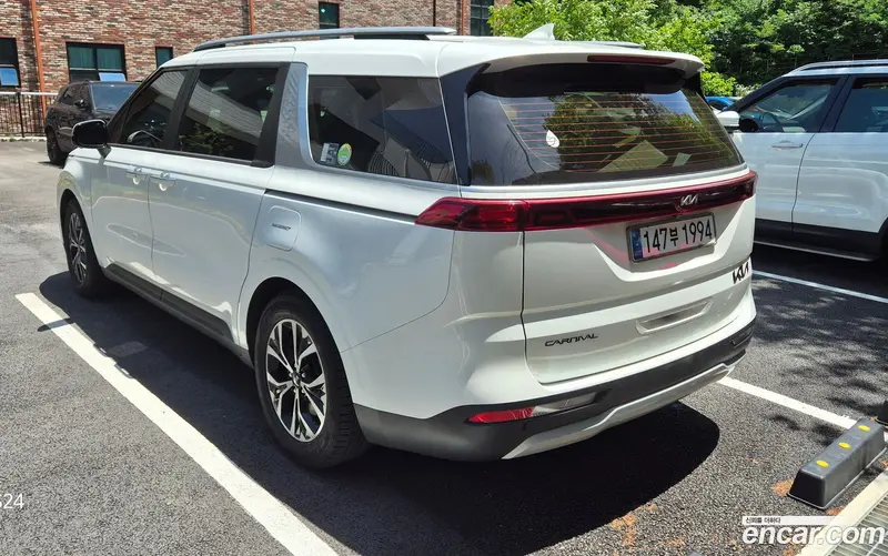 Kia Carnival (Canival)