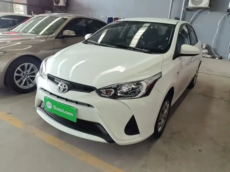 Toyota Yaris L