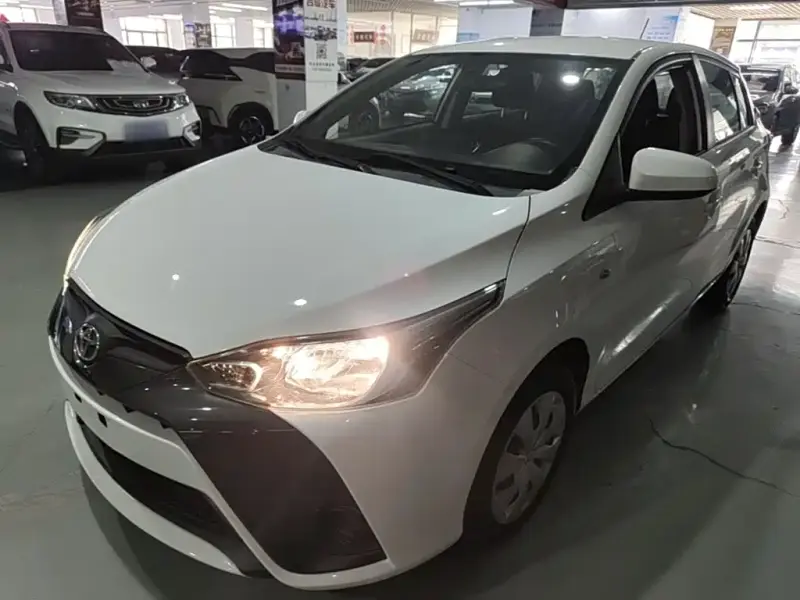 Toyota Yaris L