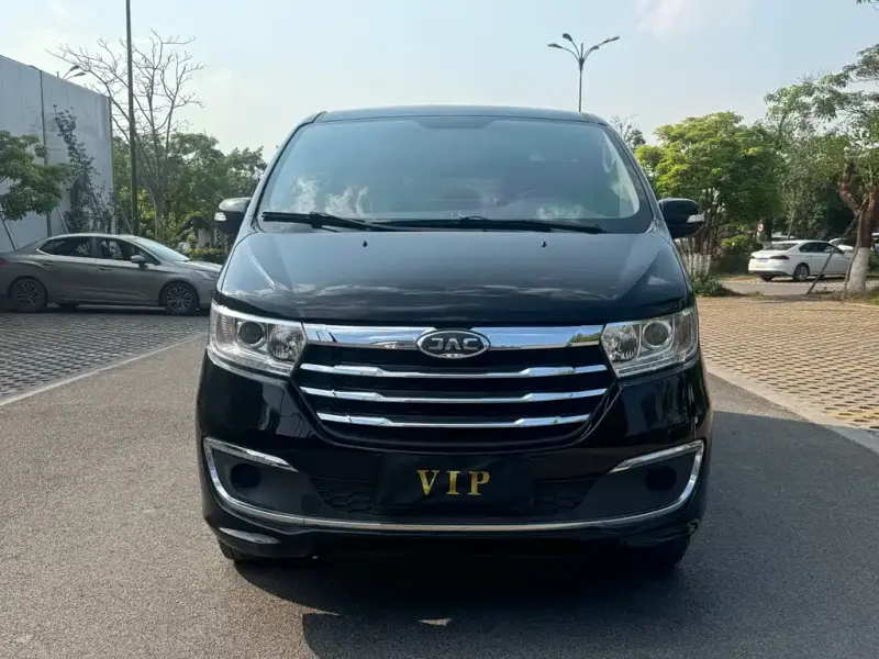 JAC Refine Refine M3