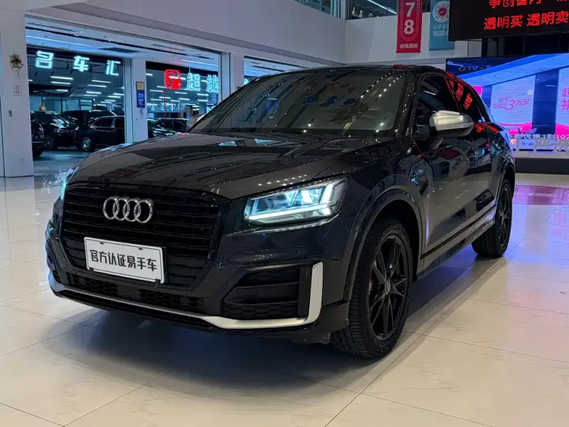 Audi Q2L