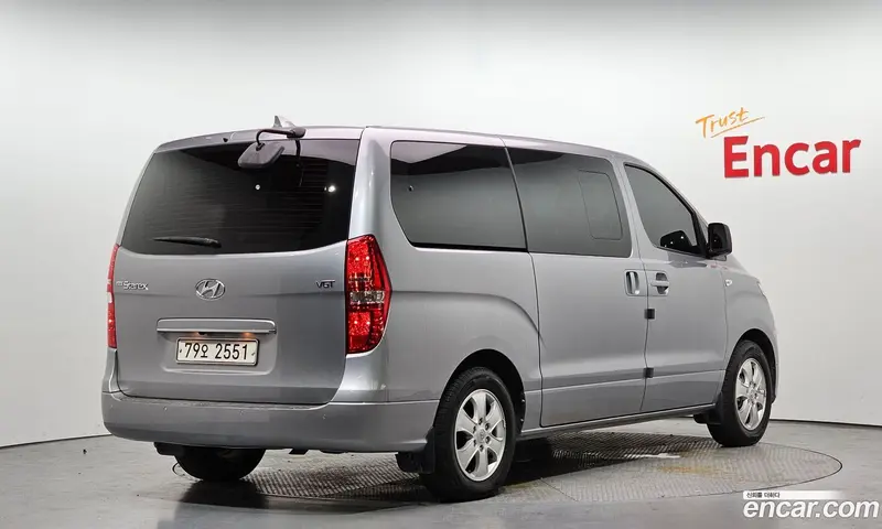 Hyundai H-1
