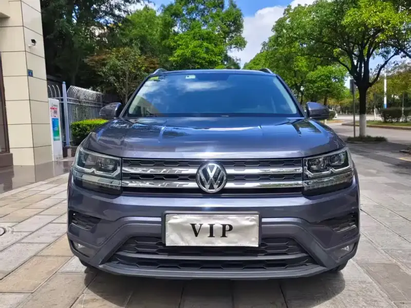Volkswagen Tharu