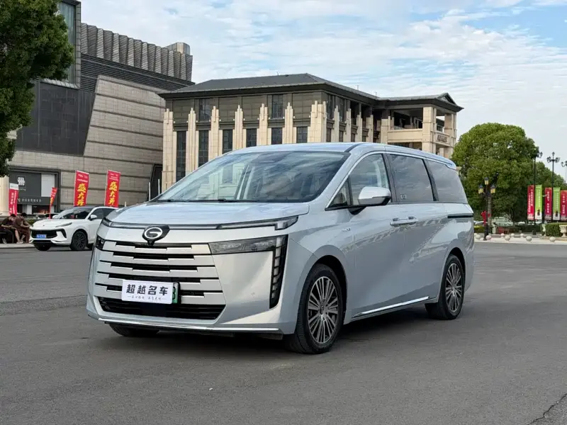 GAC Motor E8 PHEV
