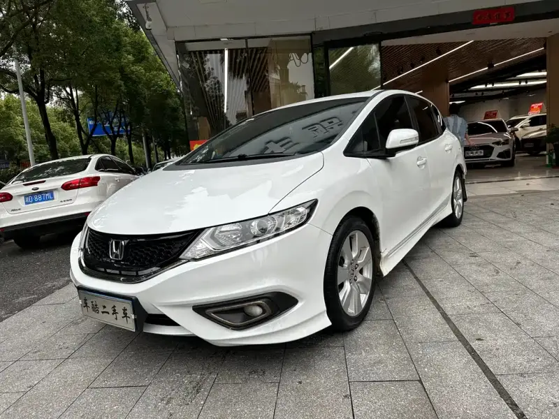 Honda Jade