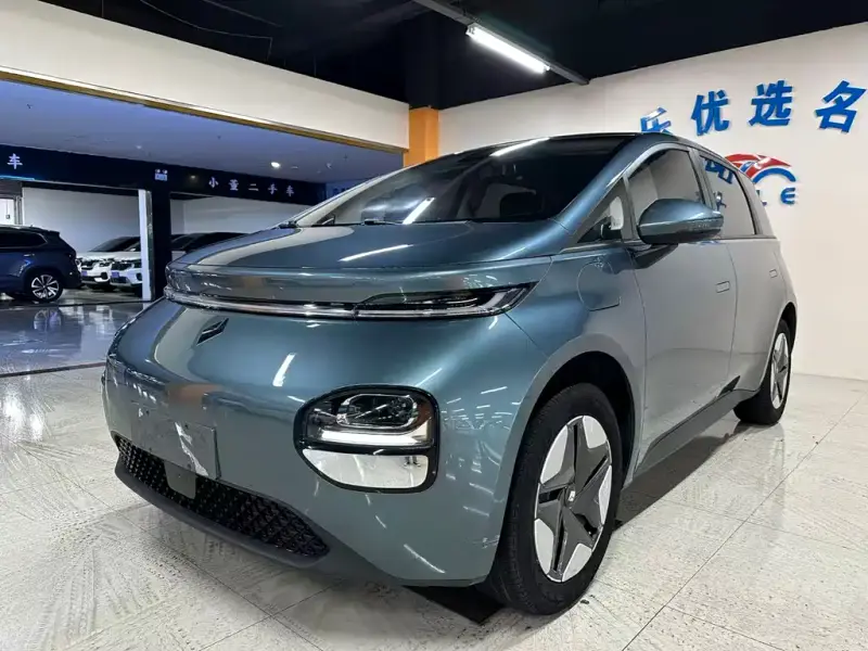 Baojun Cloud (Yunduo)