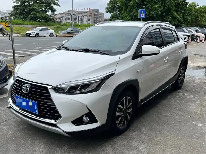 Toyota Yaris L