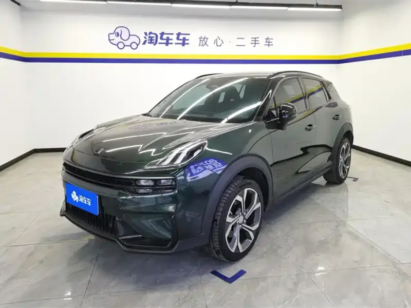 Lynk & Co 06
