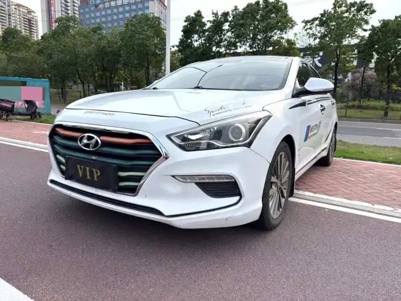 Hyundai Mistra