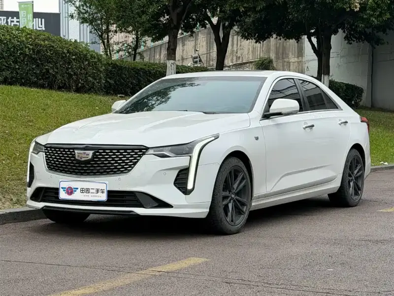 Cadillac CT4