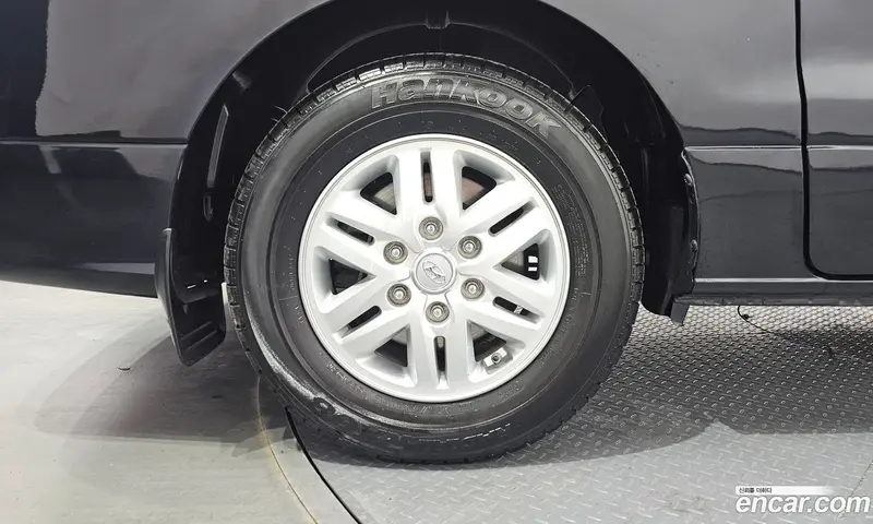 Hyundai H-1