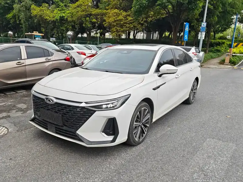 Chery Arrizo 8