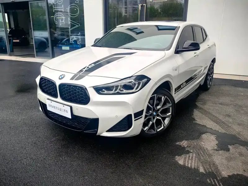 BMW X2