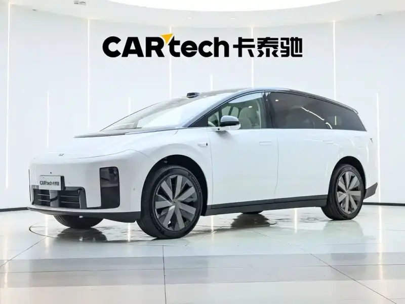 Li Auto i8