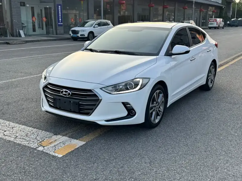 Hyundai Elantra
