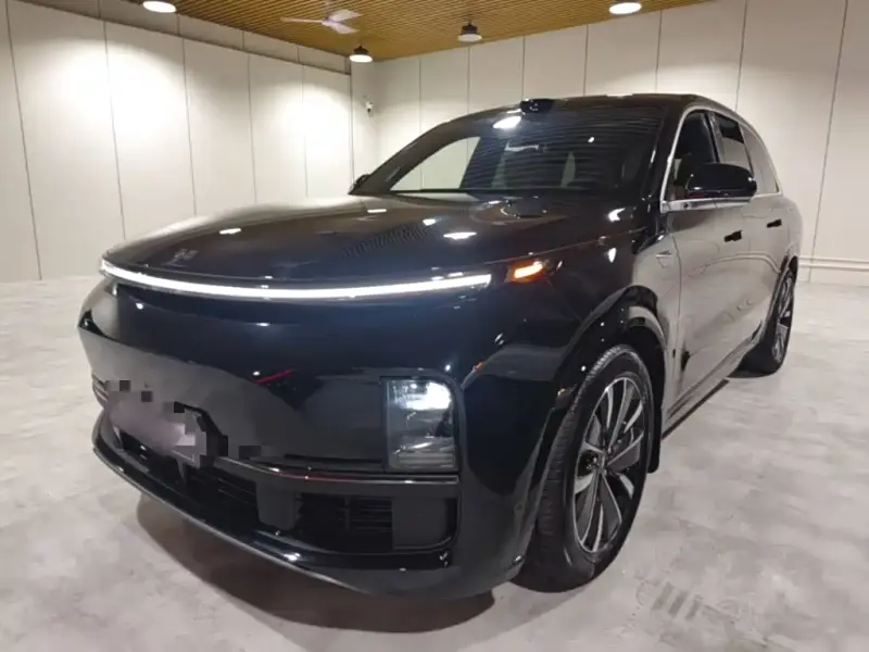 Li Auto L8