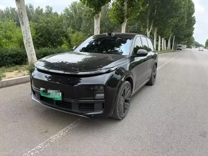 Li Auto L8