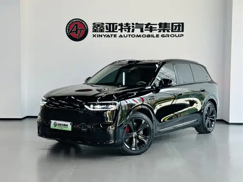 AITO M7