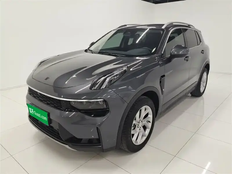 Lynk & Co 01