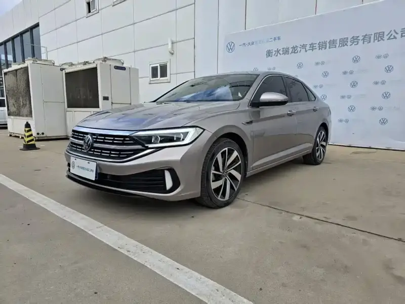 Volkswagen Sagitar