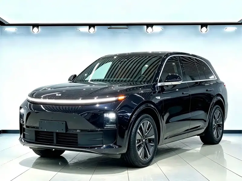 Li Auto L6