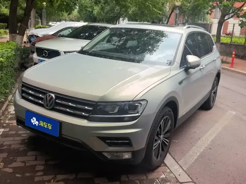 Volkswagen Tiguan L
