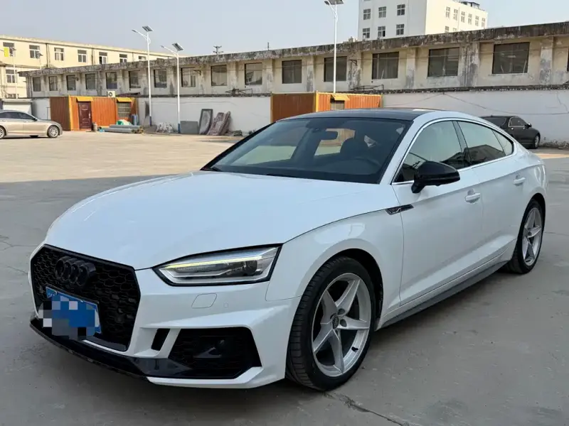Audi A5 (Import)
