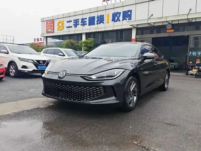 Volkswagen Lamando
