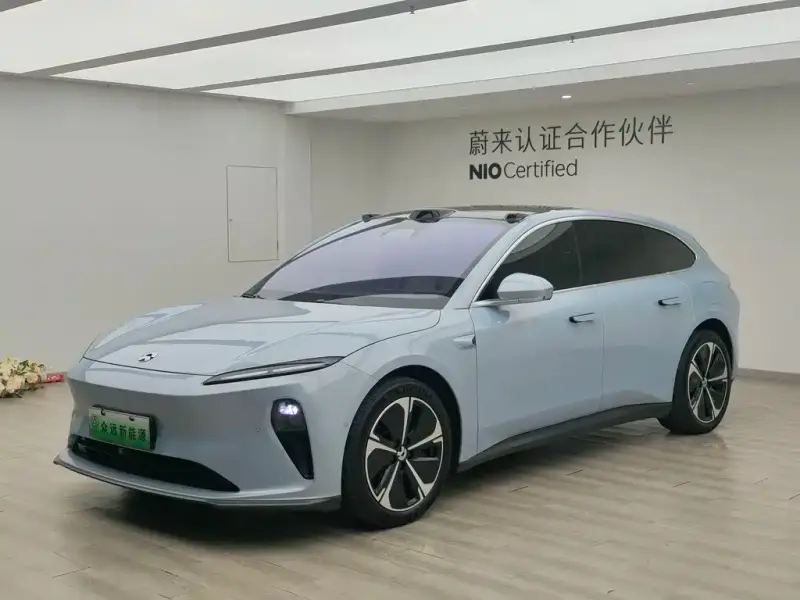 NIO ET5T