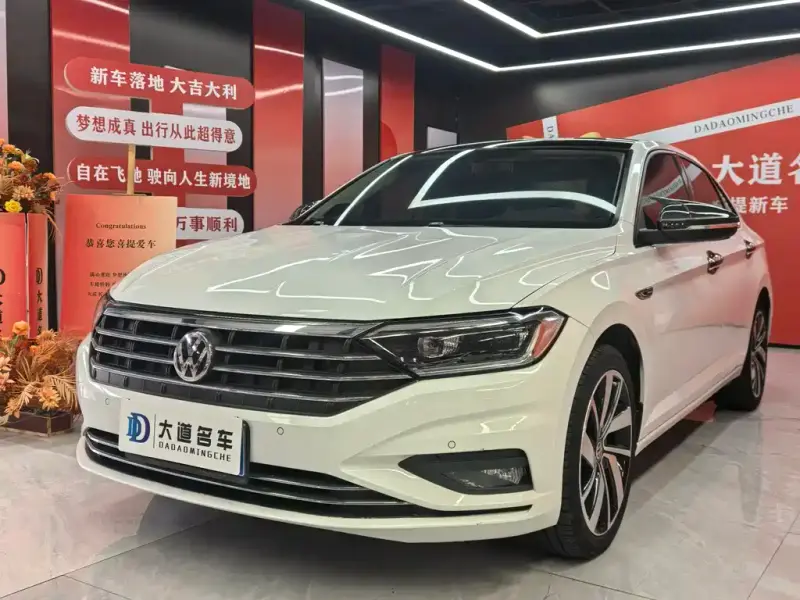 Volkswagen Sagitar