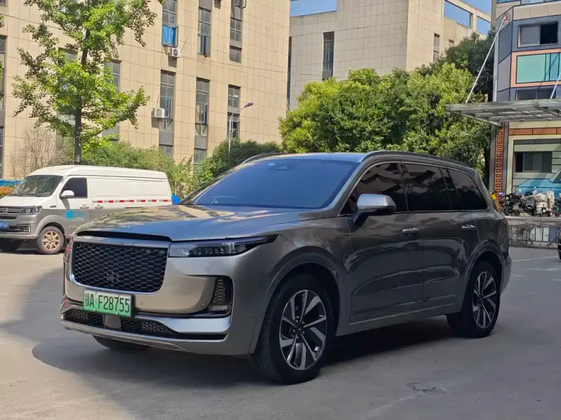 Li Auto ONE