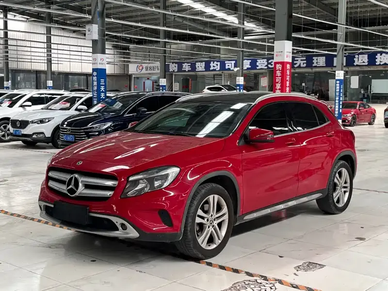 Mercedes-Benz GLA