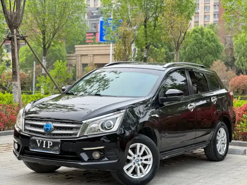 Venucia T70