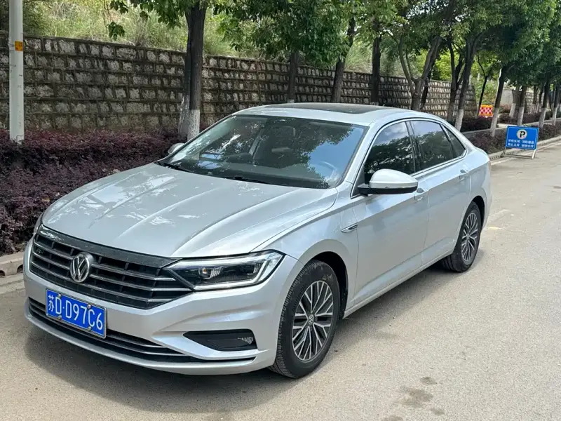 Volkswagen Sagitar