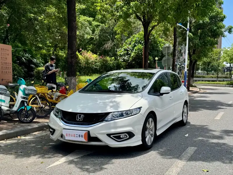 Honda Jade