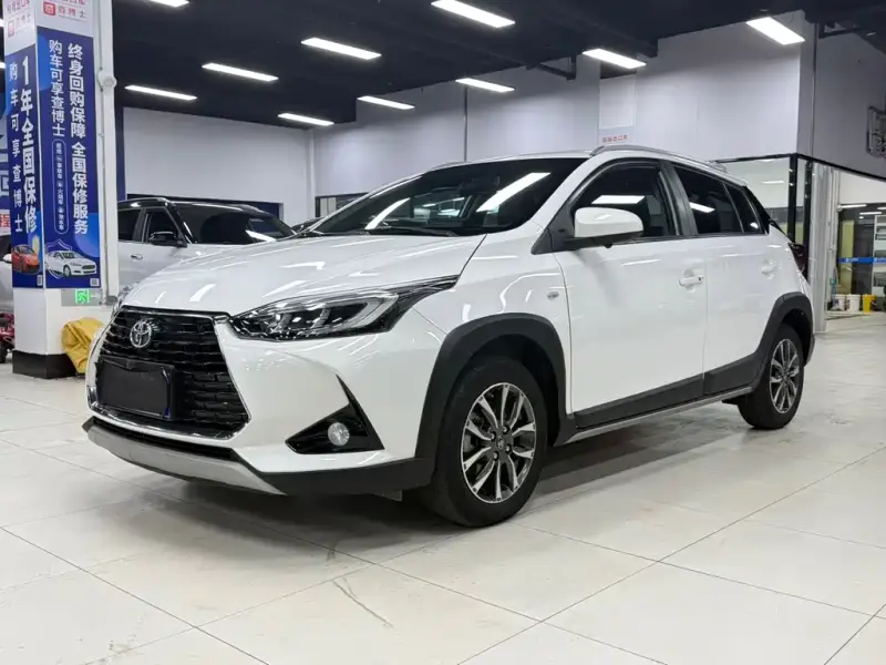 Toyota Yaris L