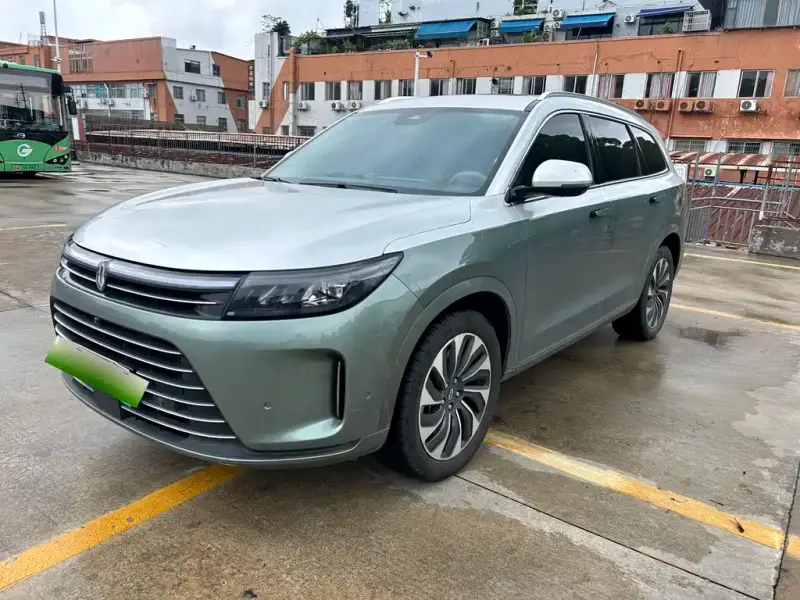AITO M7
