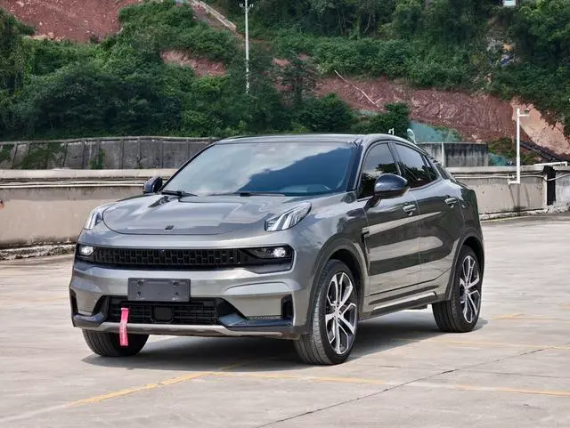 Lynk & Co 05