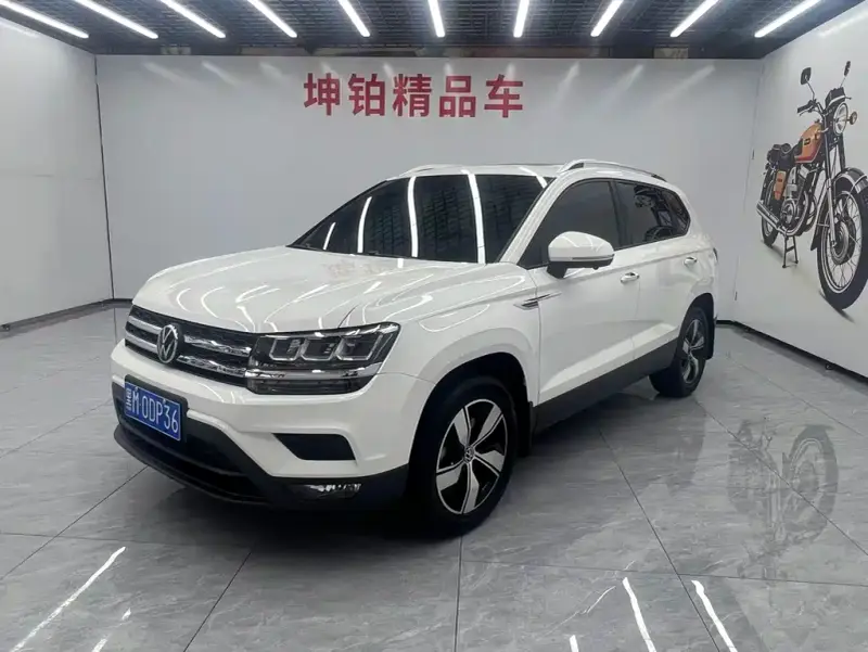 Volkswagen Tharu