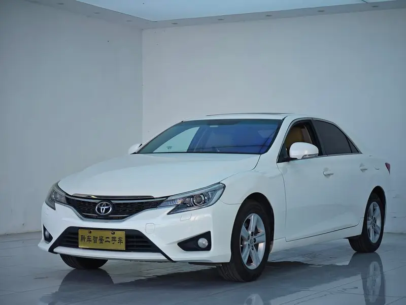 Toyota Reiz