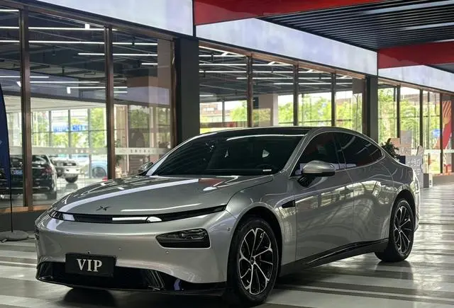 XPeng P7
