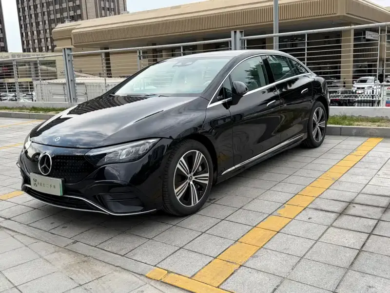 Mercedes-Benz EQE