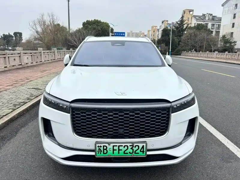 Li Auto ONE