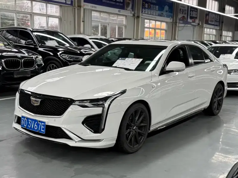 Cadillac CT4