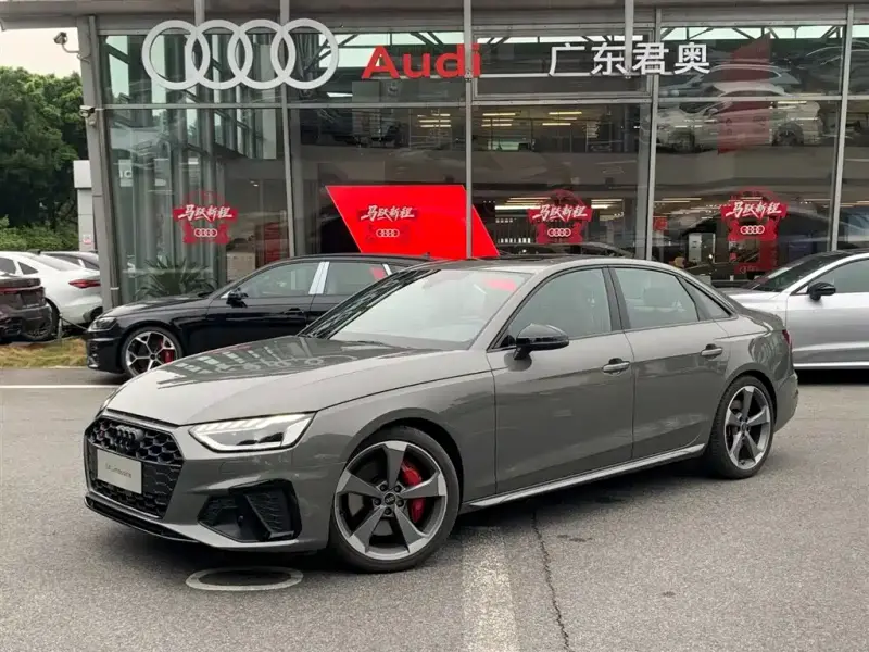Audi S4