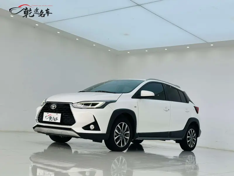 Toyota Yaris L