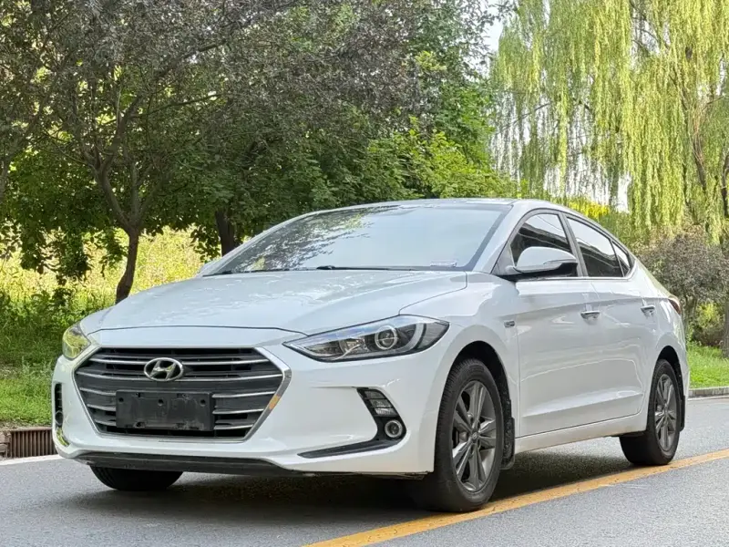 Hyundai Elantra